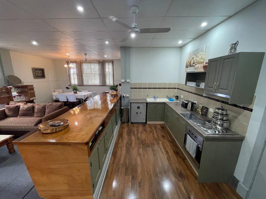 Post Office Boutique Accommodation Hat Head ภายนอก รูปภาพ